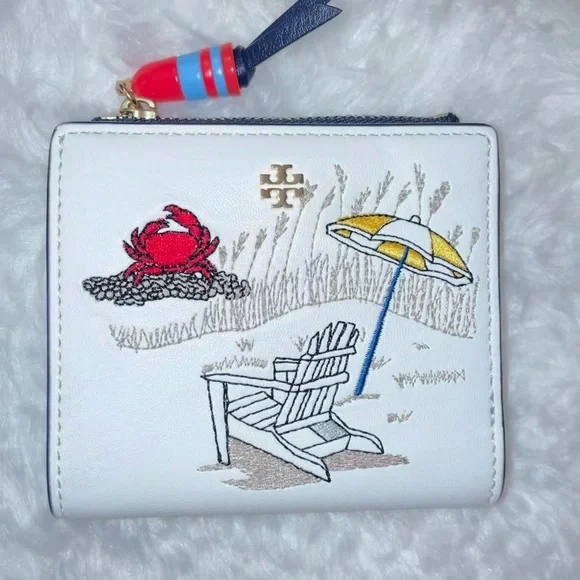 ✨⚓️Tory Burch Nautical Wallet⚓️✨ - Picture 2 of 5